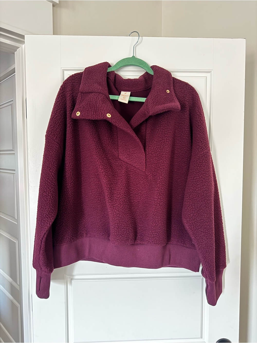 Cozy Women's Teddy Pullover Hoodie - Deep Plum